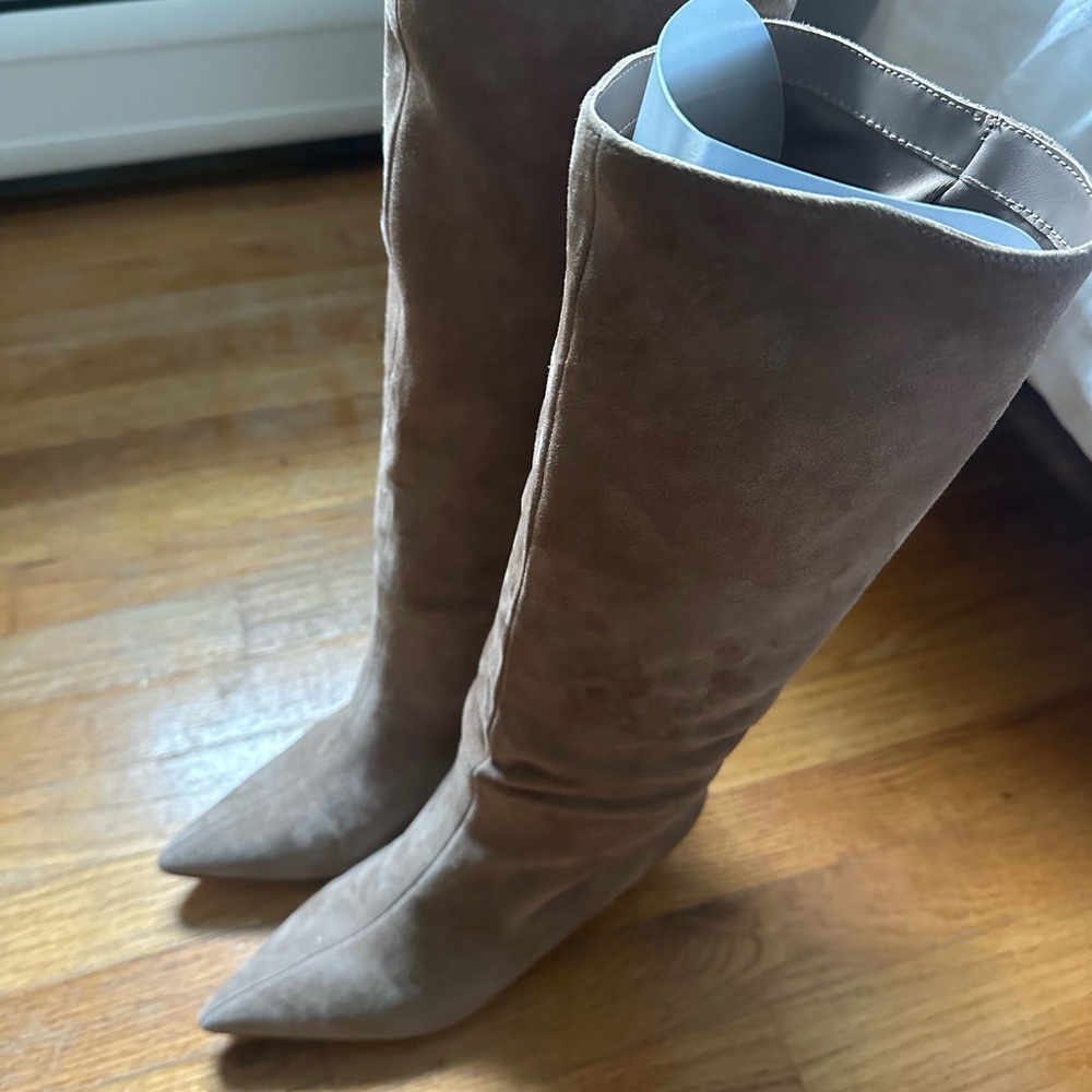 Steve Madden slouchy suede Boots